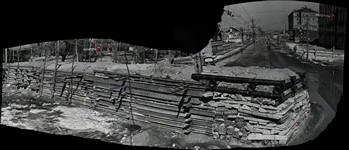 Панорама баррикады на пр. Стачек из кадров документального фильма «Блокада»