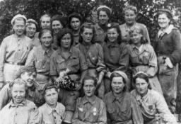  1944 .
