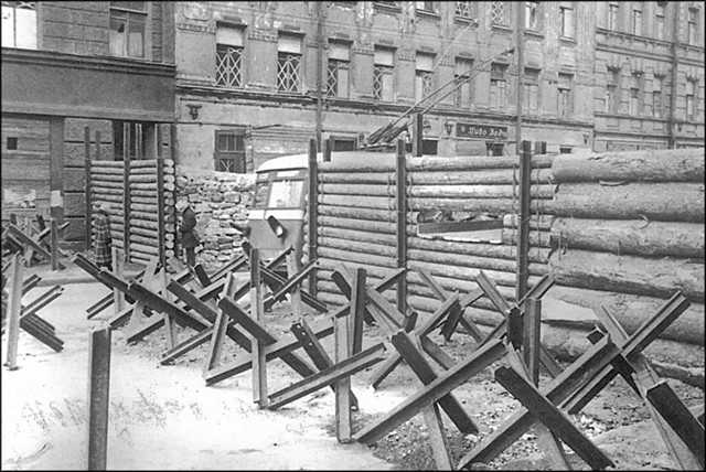. .      .  1941 .