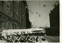    . 1942 .